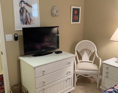 118 Evergrene Parkway - Photo Thumbnail 13
