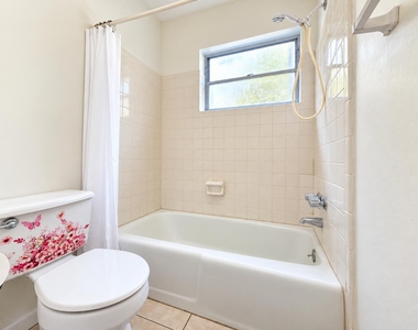 111 Cleveland Street - Photo Thumbnail 12