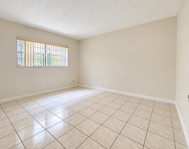 111 Cleveland Street - Photo Thumbnail 9