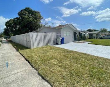 751 Nw 18th Street - Photo Thumbnail 8