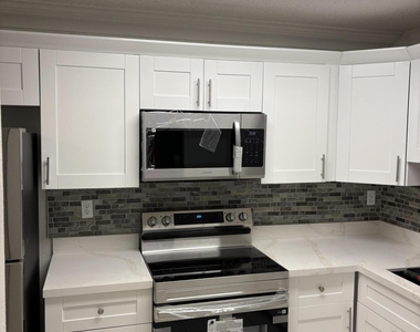 5100 Sw 41st Street - Photo Thumbnail 2