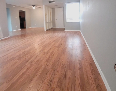 13403 N 24th Lane - Photo Thumbnail 5