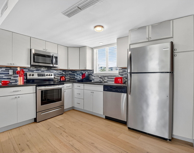 2505 S Ocean Boulevard - Photo Thumbnail 6