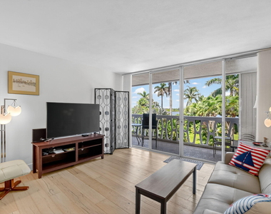 2505 S Ocean Boulevard - Photo Thumbnail 12