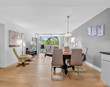 2505 S Ocean Boulevard - Photo Thumbnail 9