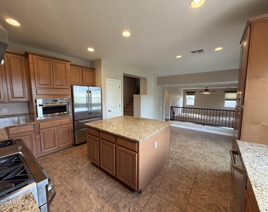 722 E Sipapu Drive - Photo Thumbnail 7