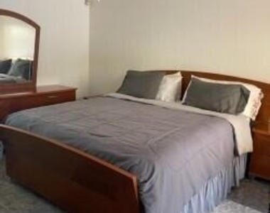 9978 N Springs Way - Photo Thumbnail 9