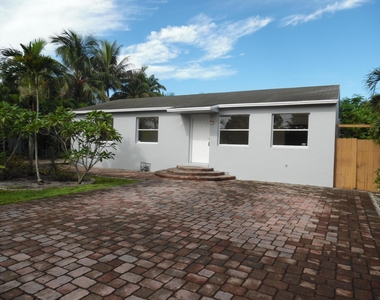 1205 Mathis Street - Photo Thumbnail 1