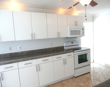 1205 Mathis Street - Photo Thumbnail 7