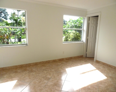 1205 Mathis Street - Photo Thumbnail 9