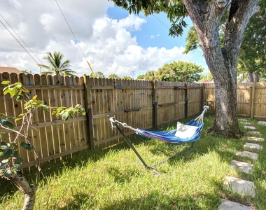 434 58th Street - Photo Thumbnail 9