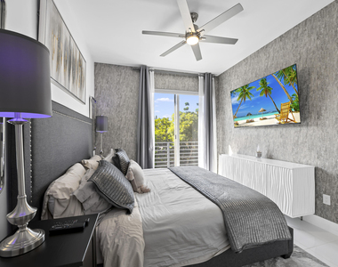 1025 Ne 18th Avenue - Photo Thumbnail 25