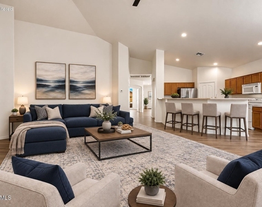 4255 E Cherry Hills Drive - Photo Thumbnail 5