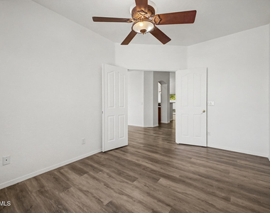 4255 E Cherry Hills Drive - Photo Thumbnail 21