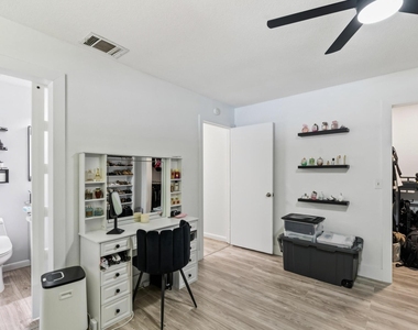 745 21st Street Sw - Photo Thumbnail 6