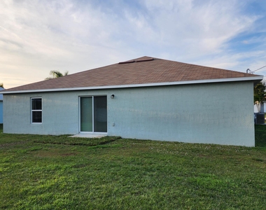 2862 Se Buccaneer Circle - Photo Thumbnail 16