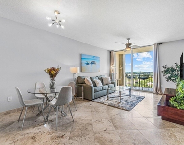 550 Okeechobee Boulevard - Photo Thumbnail 4
