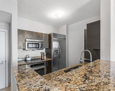550 Okeechobee Boulevard - Photo Thumbnail 9