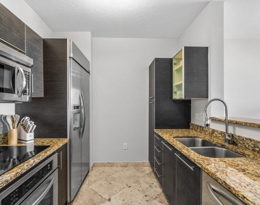 550 Okeechobee Boulevard - Photo Thumbnail 11