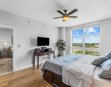 550 Okeechobee Boulevard - Photo Thumbnail 15