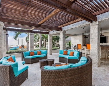 550 Okeechobee Boulevard - Photo Thumbnail 47