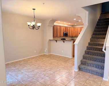 15240 N 142nd Avenue - Photo Thumbnail 8