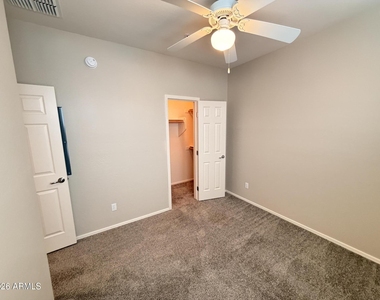 15240 N 142nd Avenue - Photo Thumbnail 31