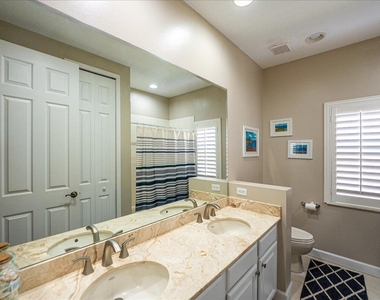 8809 Champions Way - Photo Thumbnail 8