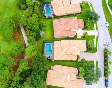 8809 Champions Way - Photo Thumbnail 2