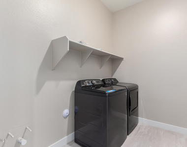 4133 E Las Colinas Drive - Photo Thumbnail 15