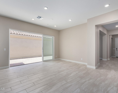 4133 E Las Colinas Drive - Photo Thumbnail 3