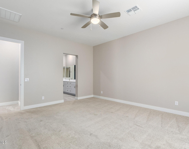 4133 E Las Colinas Drive - Photo Thumbnail 7