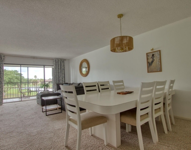 4489 Luxemburg Court - Photo Thumbnail 3