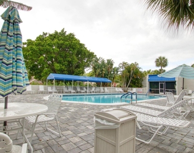 4489 Luxemburg Court - Photo Thumbnail 15