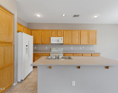 3458 E Park Avenue - Photo Thumbnail 9