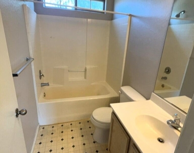 12718 W Willow Avenue - Photo Thumbnail 22
