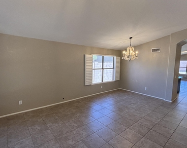 20919 N 38th Street - Photo Thumbnail 2