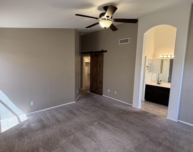 20919 N 38th Street - Photo Thumbnail 12