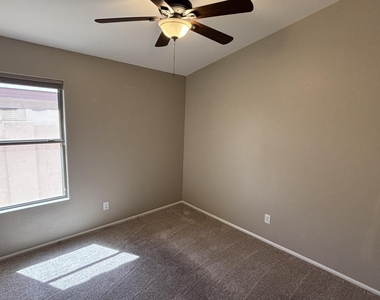 20919 N 38th Street - Photo Thumbnail 20
