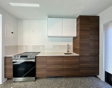 1117 Ne 17th - Photo Thumbnail 24