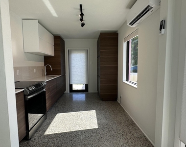1117 Ne 17th - Photo Thumbnail 22