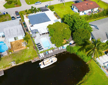 1754 Sw 28th Terrace - Photo Thumbnail 15