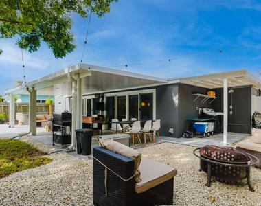 1754 Sw 28th Terrace - Photo Thumbnail 13