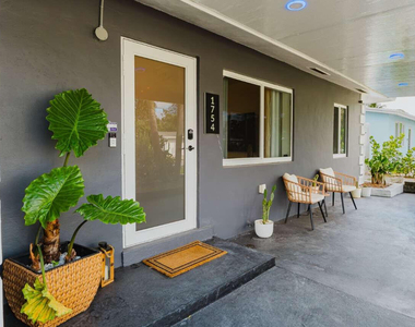 1754 Sw 28th Terrace - Photo Thumbnail 22