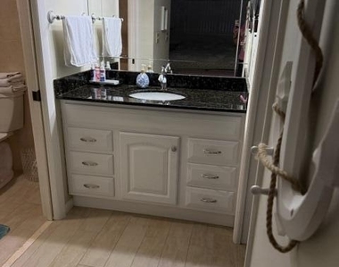 1225 S Lakes End Drive - Photo Thumbnail 13