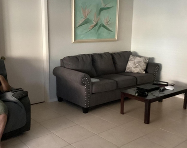 1225 S Lakes End Drive - Photo Thumbnail 3