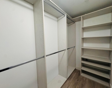 16385 Biscayne Boulevard - Photo Thumbnail 25