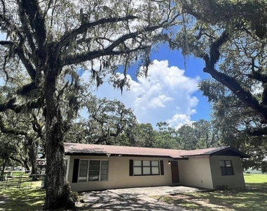 1903 Sw 3rd Avenue - Photo Thumbnail 1