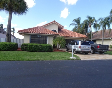 173 Executive Circle - Photo Thumbnail 15