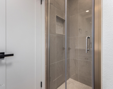 949 S Mcclintock Drive - Photo Thumbnail 19